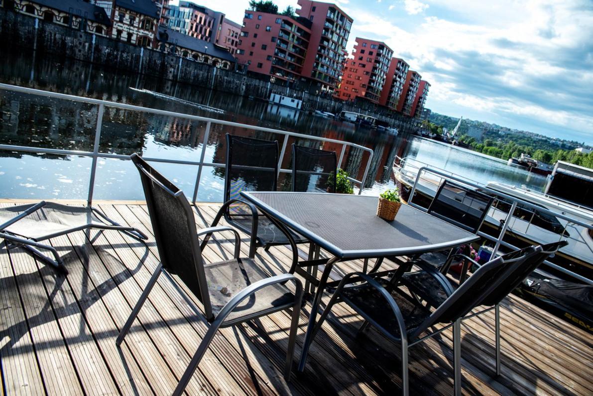 Ботель Houseboat Bonanza